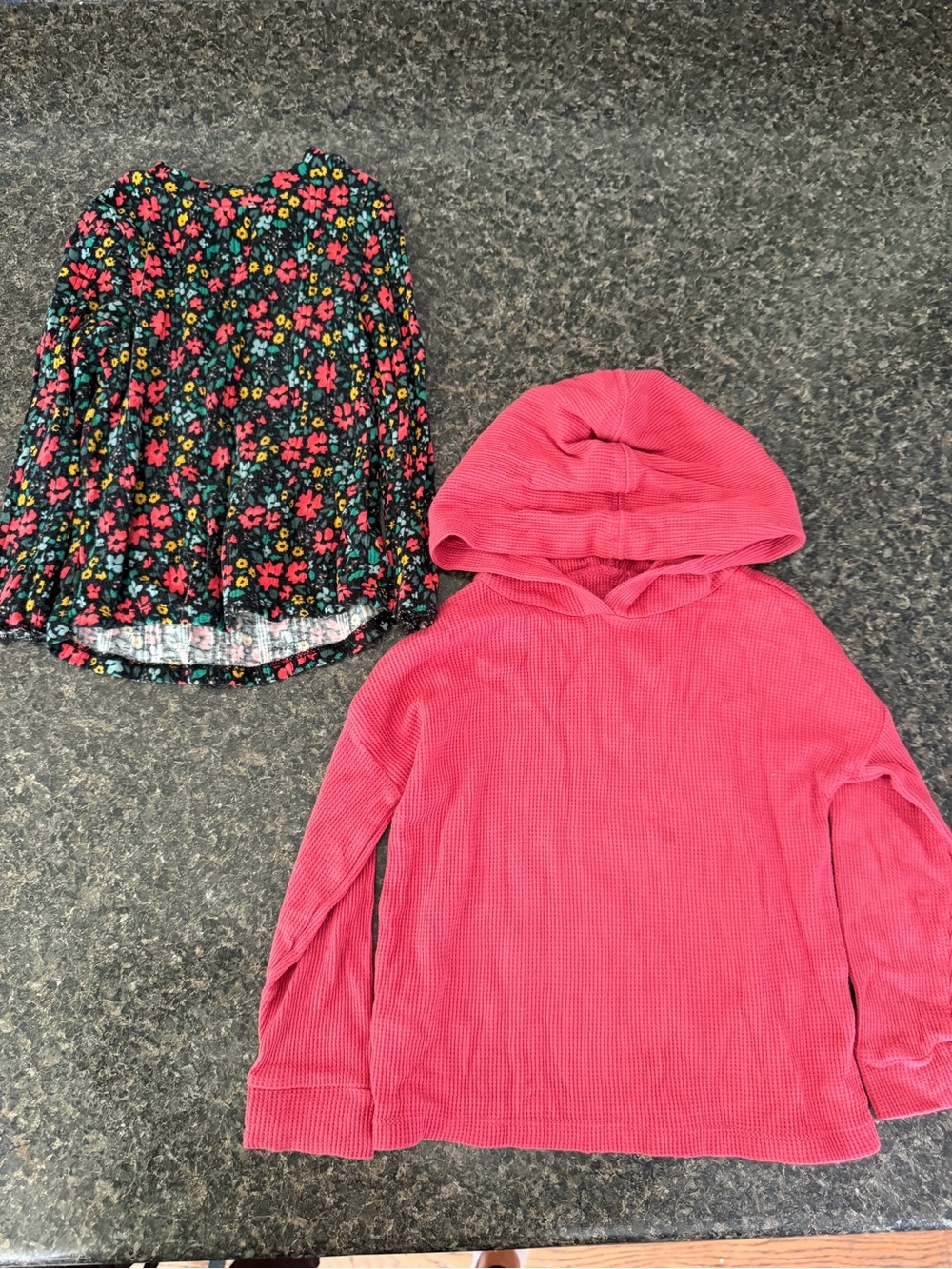 ⭐️Pink Hooded Waffle Top & Floral Long-Sleeve Shirt Set